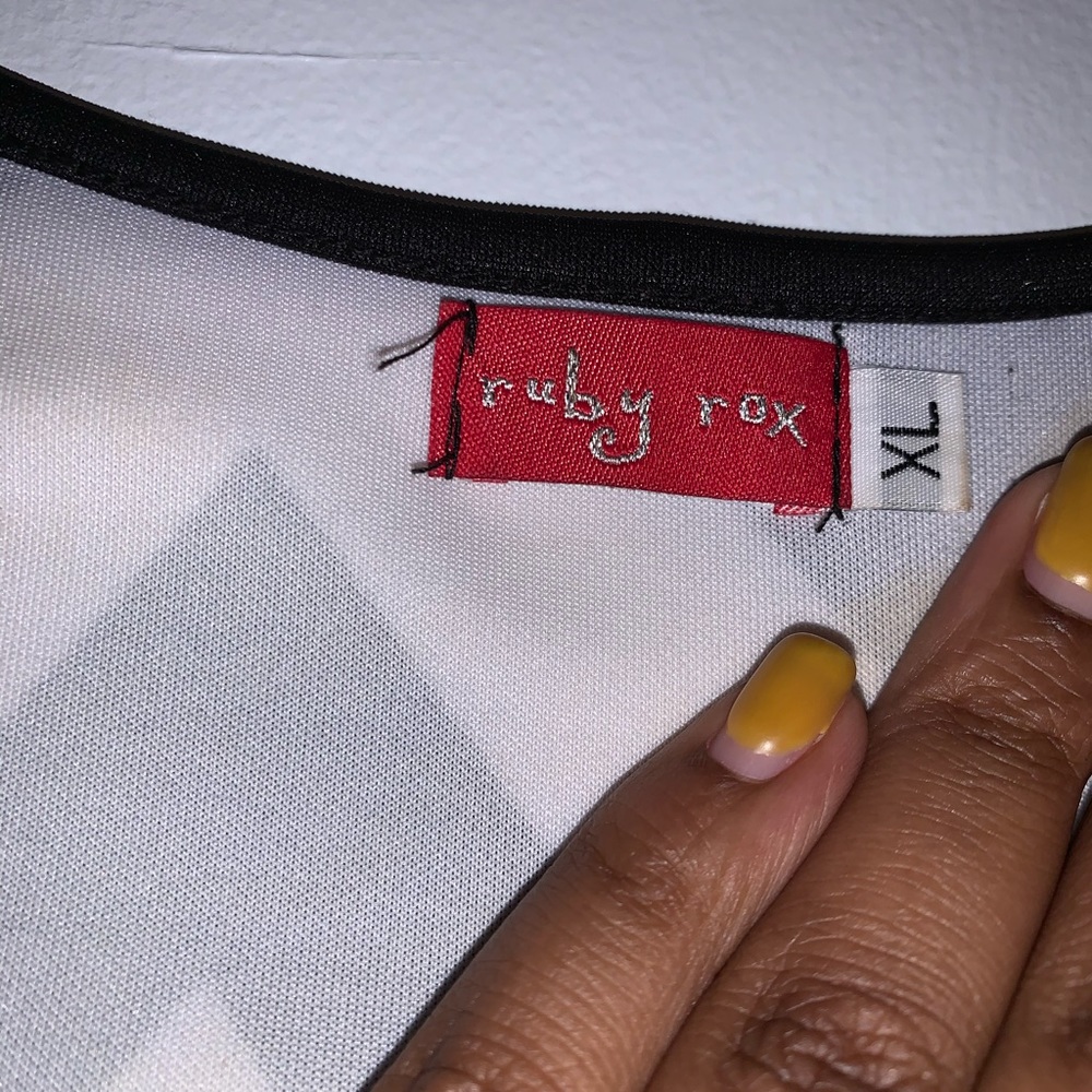 Ruby Rox dress - Picture 2 of 2